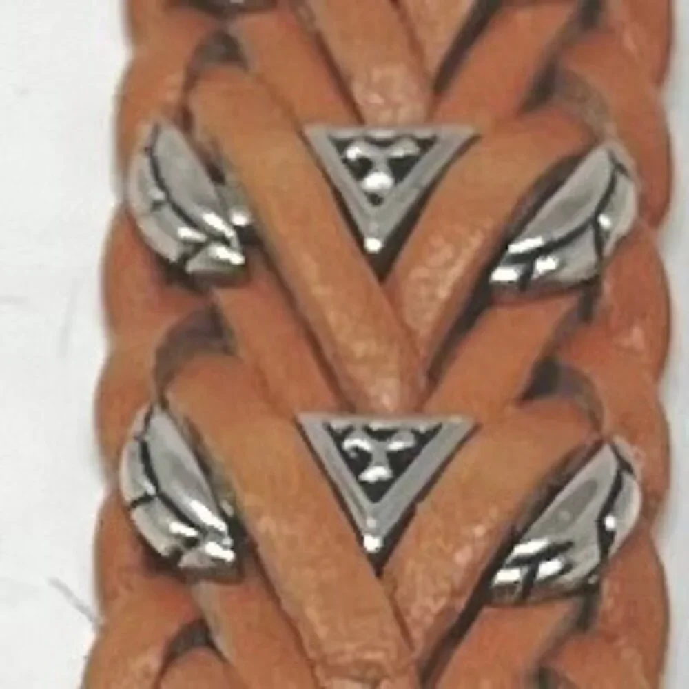 Vintage 1980's Unisex Omega Western Belt Size L Braided Leather Metal‎ Accents